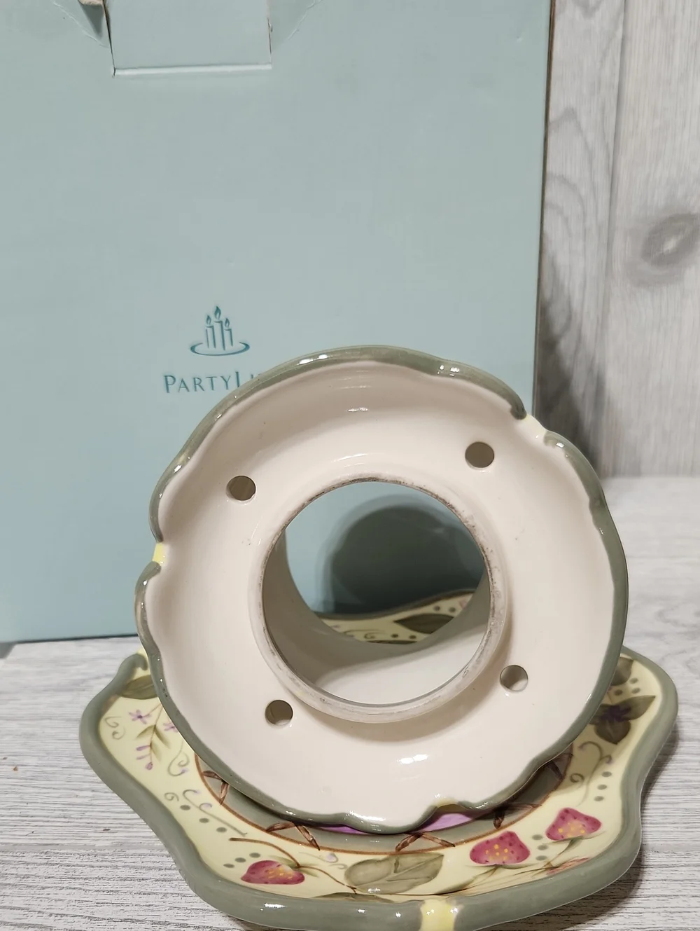 PartyLite vintage strawberry